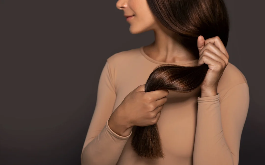Glass Hair: cum obții un păr neted,luminos și cu efect de oglindă